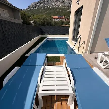 Penthouse Idra Ii - With Pool And Roof Terrace Kastela