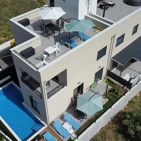 Penthouse Idra Ii - With Pool And Roof Terrace