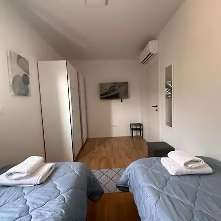 Penthouse Idra Ii - With Pool And Roof Terrace Kaštela