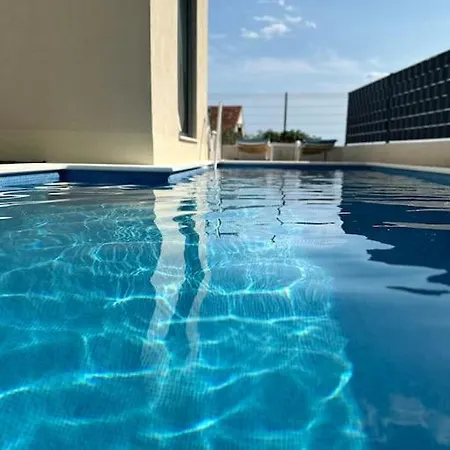 Penthouse Idra Ii - With Pool And Roof Terrace Appartamento *